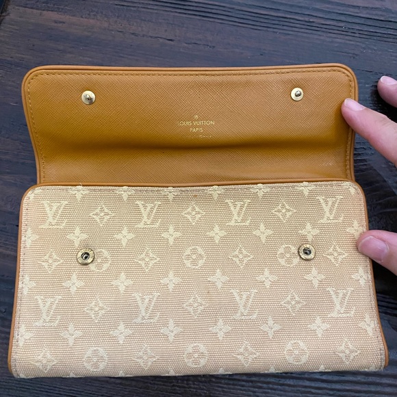 Louis Vuitton Trifold Monogram Long Wallet - Picture 5 of 14
